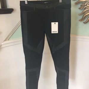 MEXX Women's Black Pant Size: 8 **NEW**